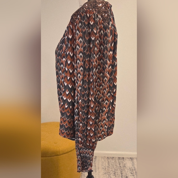 Antrhopologie BI-NK London Sequin Embellised Blouse Metallic Red/Black Size M. - Picture 8 of 15